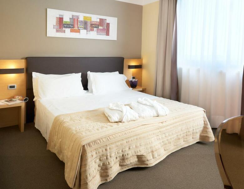 Hotel Omnia