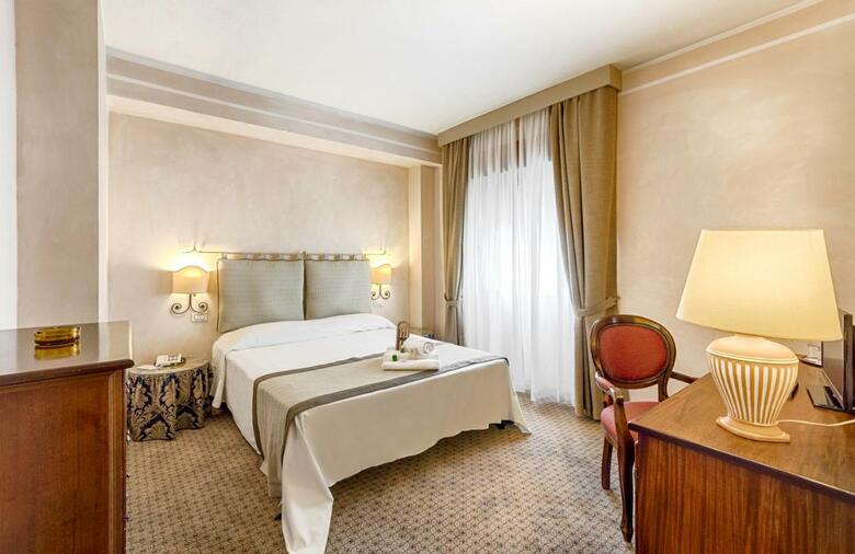 Hotel Colonna Palace Mediterraneo