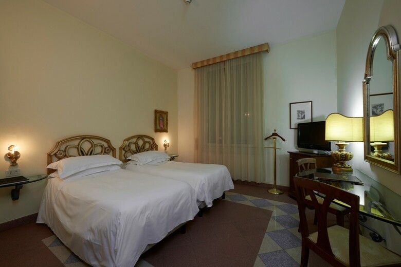 Hotel Eurostars Centrale Palace