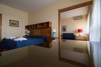 Apartamentos Marbela Residence