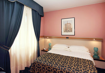 Astoria Residence Hotel