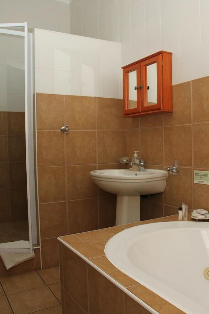 Hostal Komati Guesthouse