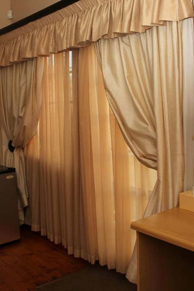 Hostal Komati Guesthouse