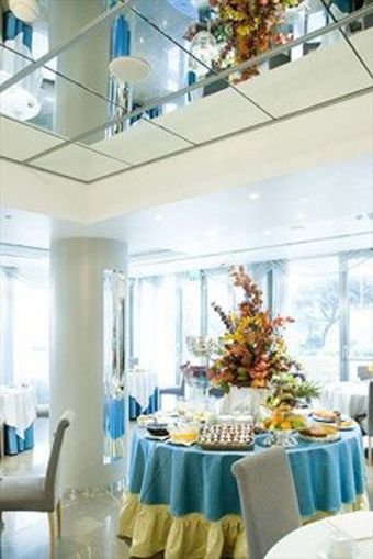 Hotel Club House
