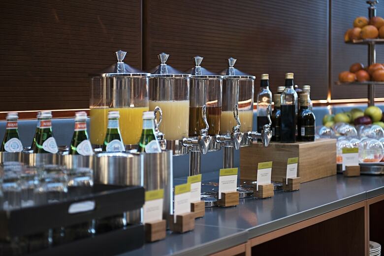 Hotel Doubletree By Hilton Turin Lingotto