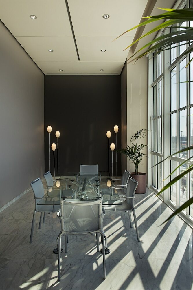 Hotel Doubletree By Hilton Turin Lingotto