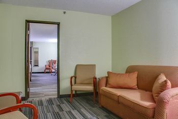 Hotel Alexis Inn & Suites