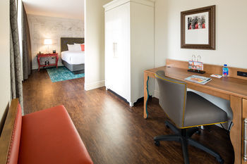 Mount Vernon Hotel