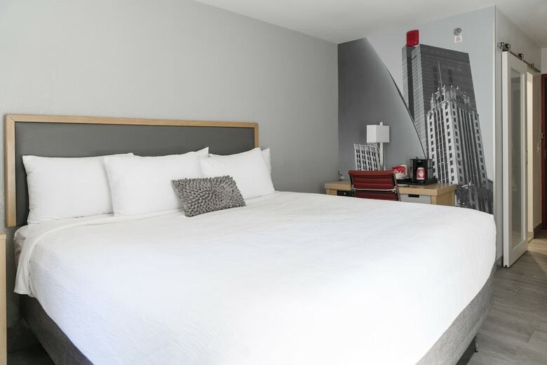 Hotel Red Roof Inn Downtown