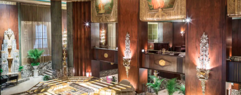 Hotel Hilton Netherland Plaza
