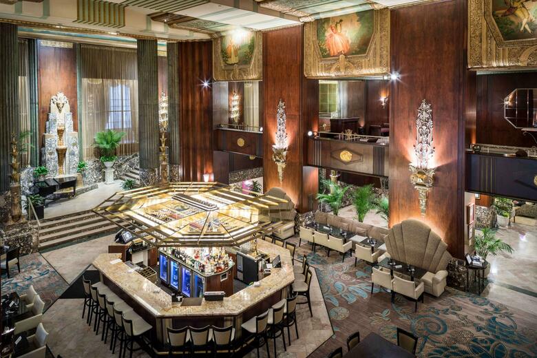 Hotel Hilton Netherland Plaza