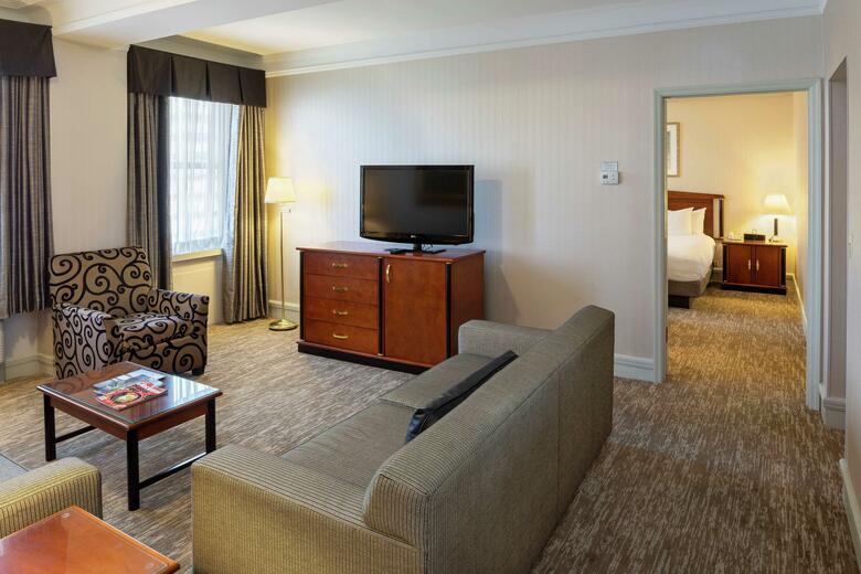 Hotel Hilton Netherland Plaza