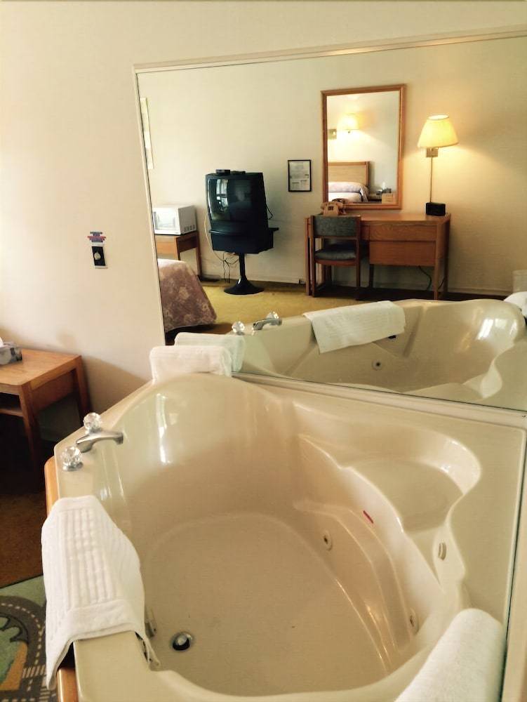 Town'n Country Motor Inn