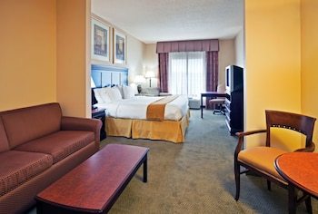 Holiday Inn Express Hotel & Suites Pell City
