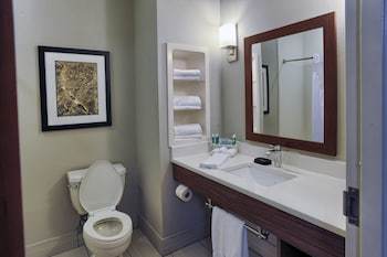 Holiday Inn Express Hotel & Suites Pell City