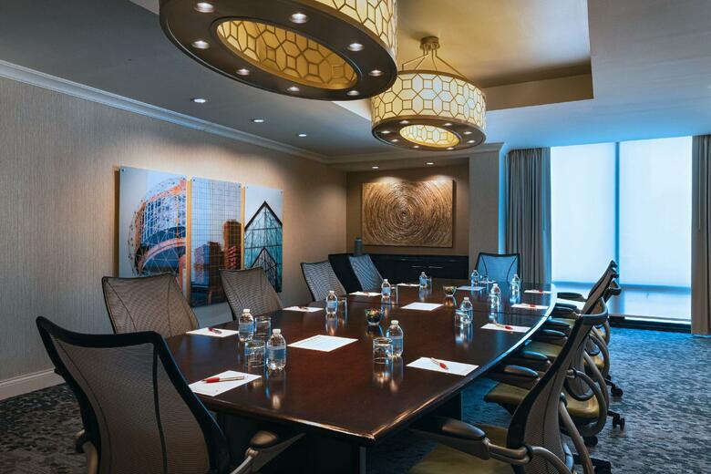 Hotel Dallas Marriott Downtown