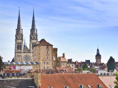 Hotel H�tel Balladins Moulins