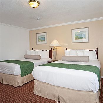 Motel Traveler's Inn
