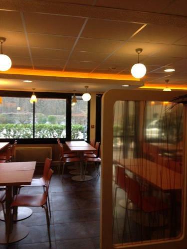 Hotel H�tel Balladins Rambouillet
