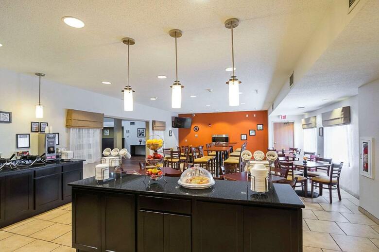 Hotel Sleep Inn And Suites Danville