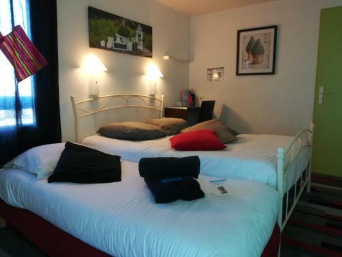 Hotel Kyriad Direct Saintes (ex Balladins)
