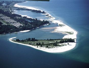 Hotel Doubletree Guest Suites Tampa Bay