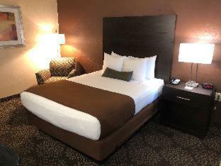 Best Western Innsuites Hotel