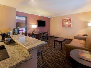 Best Western Innsuites Hotel