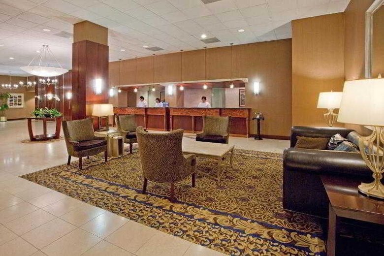 Hotel Crowne Plaza National Airport