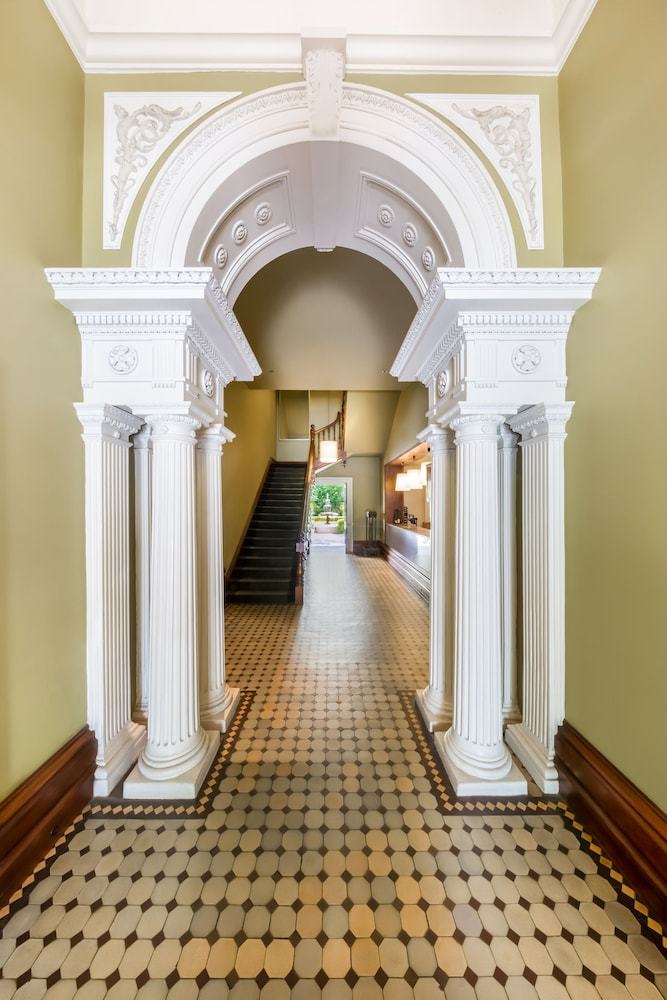 Hotel Medina Grand Adelaide Treasury