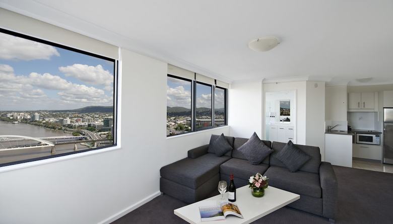 Hotel Park Regis North Quay