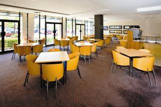 Hotel Travelodge Garden City