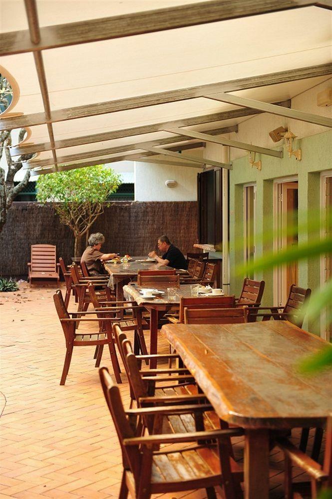 Hotel Coral Tree Inn