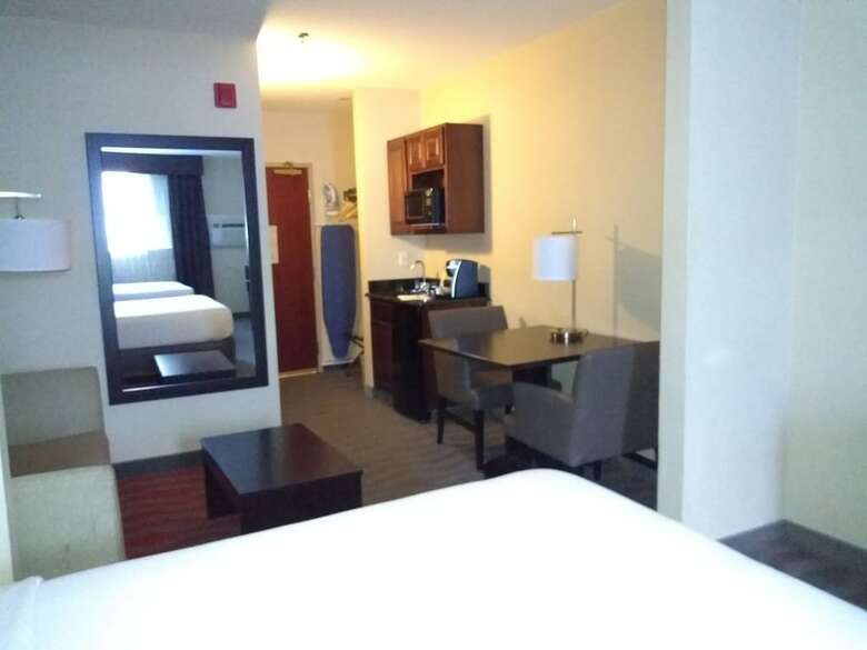 Holiday Inn Express Hotel & Suites Waterford