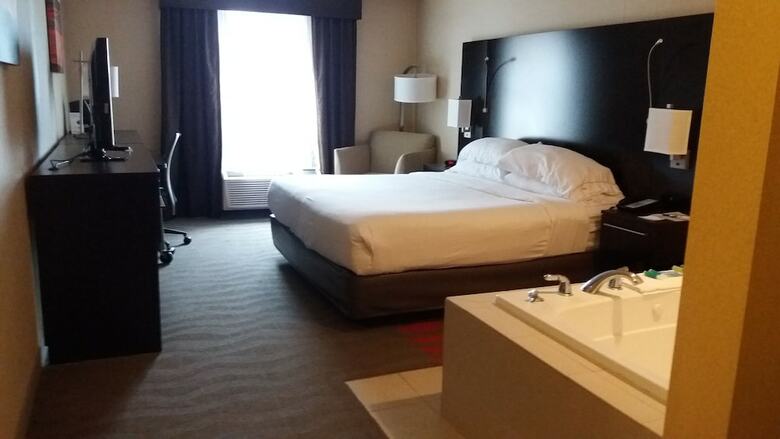 Holiday Inn Express Hotel & Suites Waterford