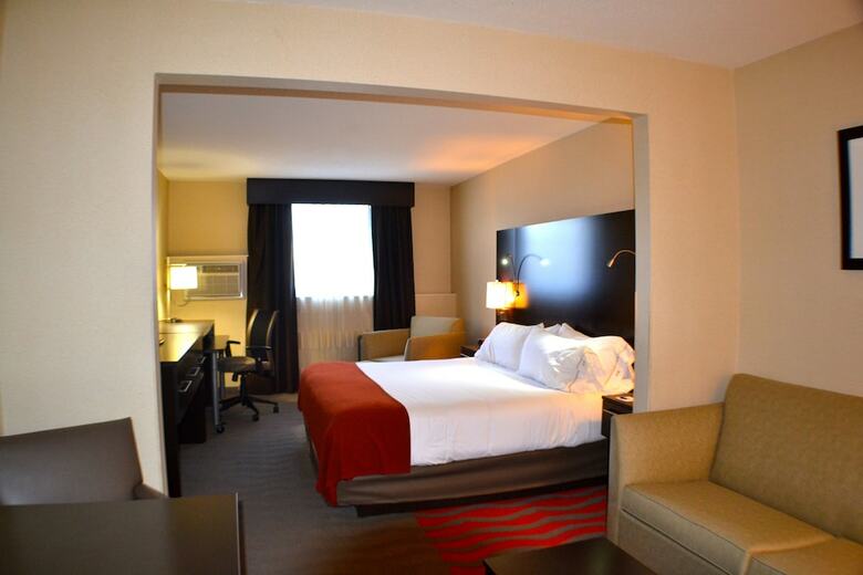 Holiday Inn Express Hotel & Suites Waterford