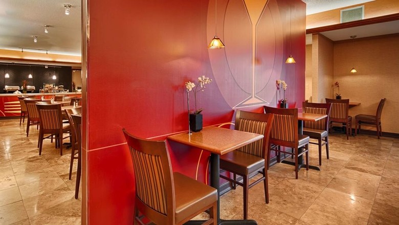 Best Western Plus Henderson Hotel