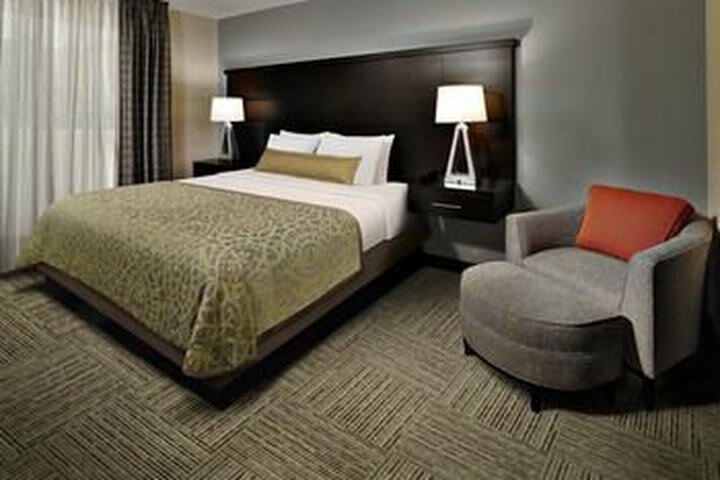 Hotel Staybridge Suites Canton
