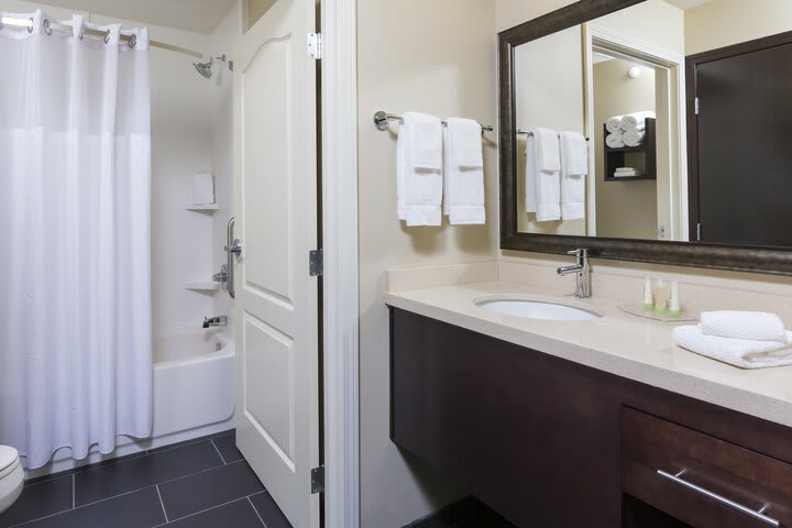 Hotel Staybridge Suites Canton