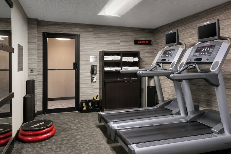 Hotel Courtyard By Marriott Philadelphia Willow Grove
