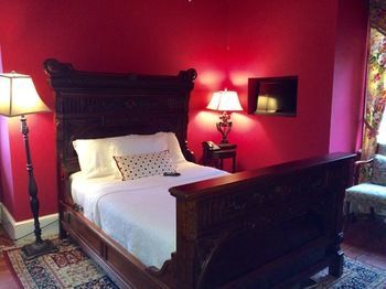 Bed & Breakfast Barksdale House Inn