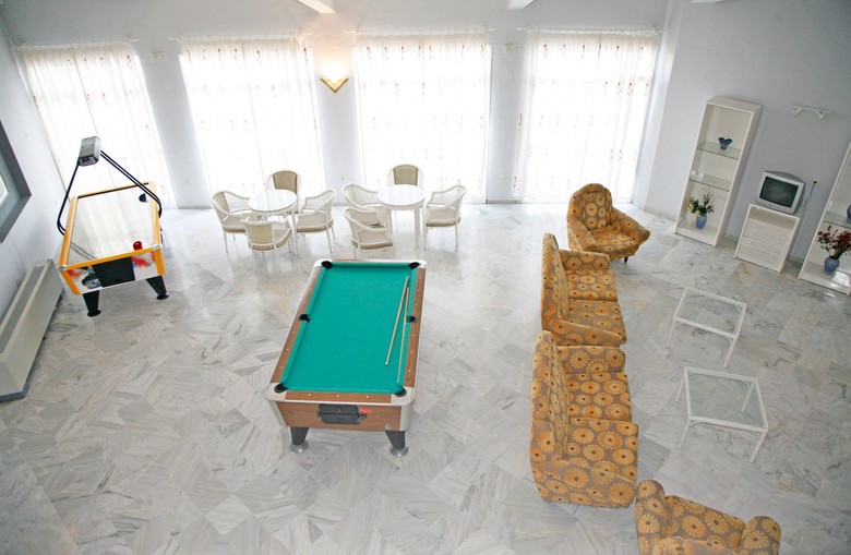 Hotel Ele La Perla