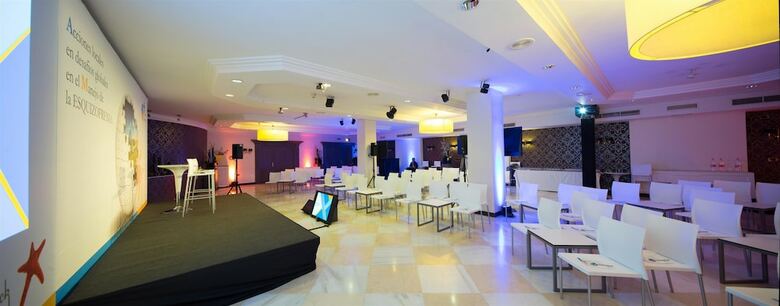 Hotel Barcel� Carmen Granada