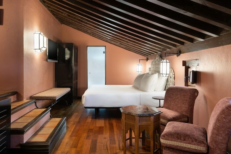 Hotel AC Palacio De Santa Paula, Autograph Collection�
