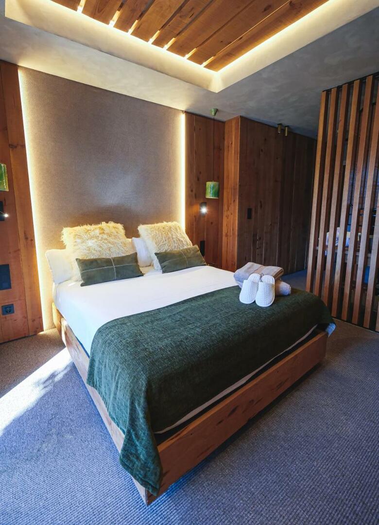Ziryab Hotel