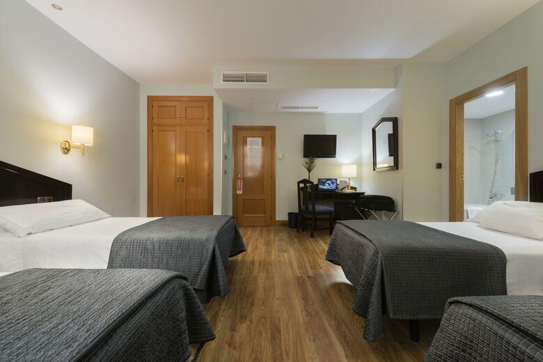 Hotel Navas