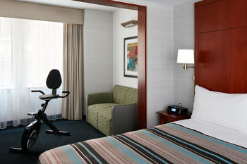 Hotel Club Quarters, Central Loop