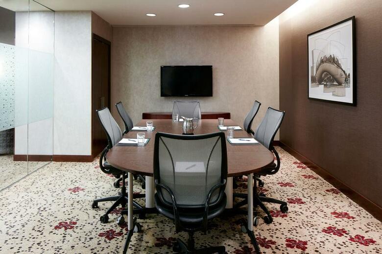 Central Loop Hotel