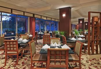 Hotel Sheraton Suites Elk Grove Village