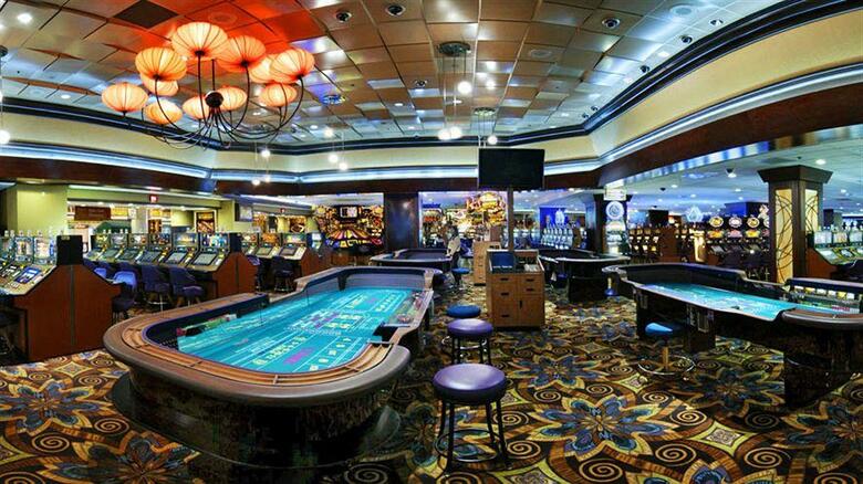 Fremont Hotel & Casino